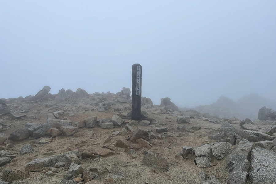 【木曽駒ヶ岳】初心者でもロープウェイで中央アルプス最高峰へ！千畳敷カールの絶景が待つ日帰り登山